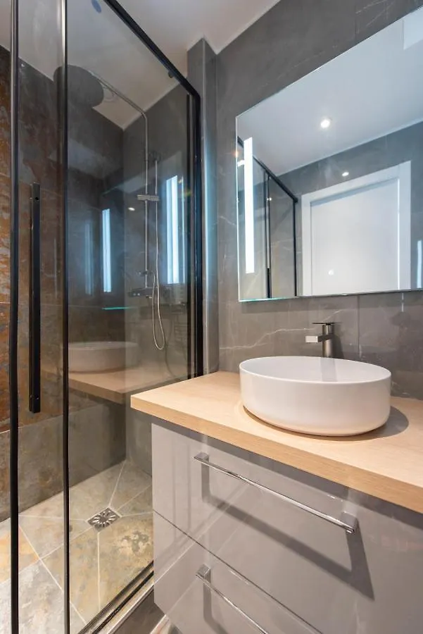 Apartament Beaubois *